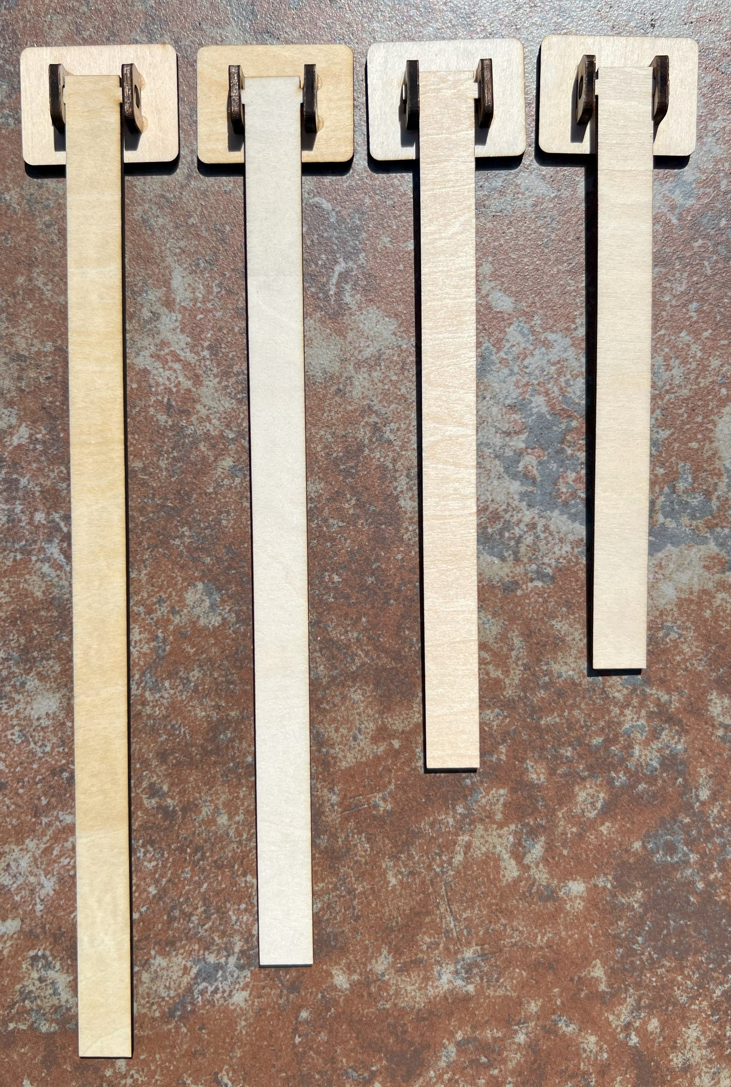 Examples of easels in varying sizes.